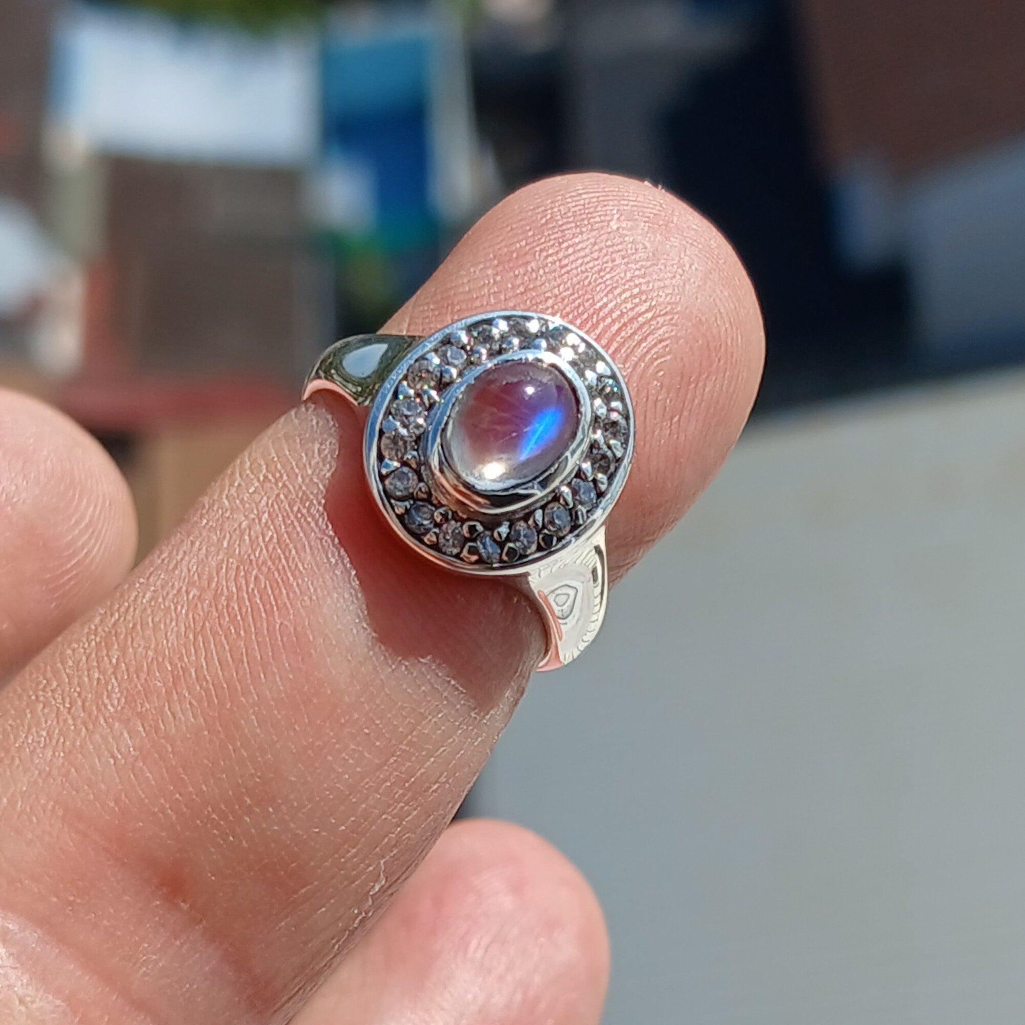 Natural Moonstone Ring, Gemstone Ring, Sterling Silver Ring, Solitaire Ring, oval Ceylon Moonstone, 18 CZ, moonstone jewelry, gift, Size 5.5-1