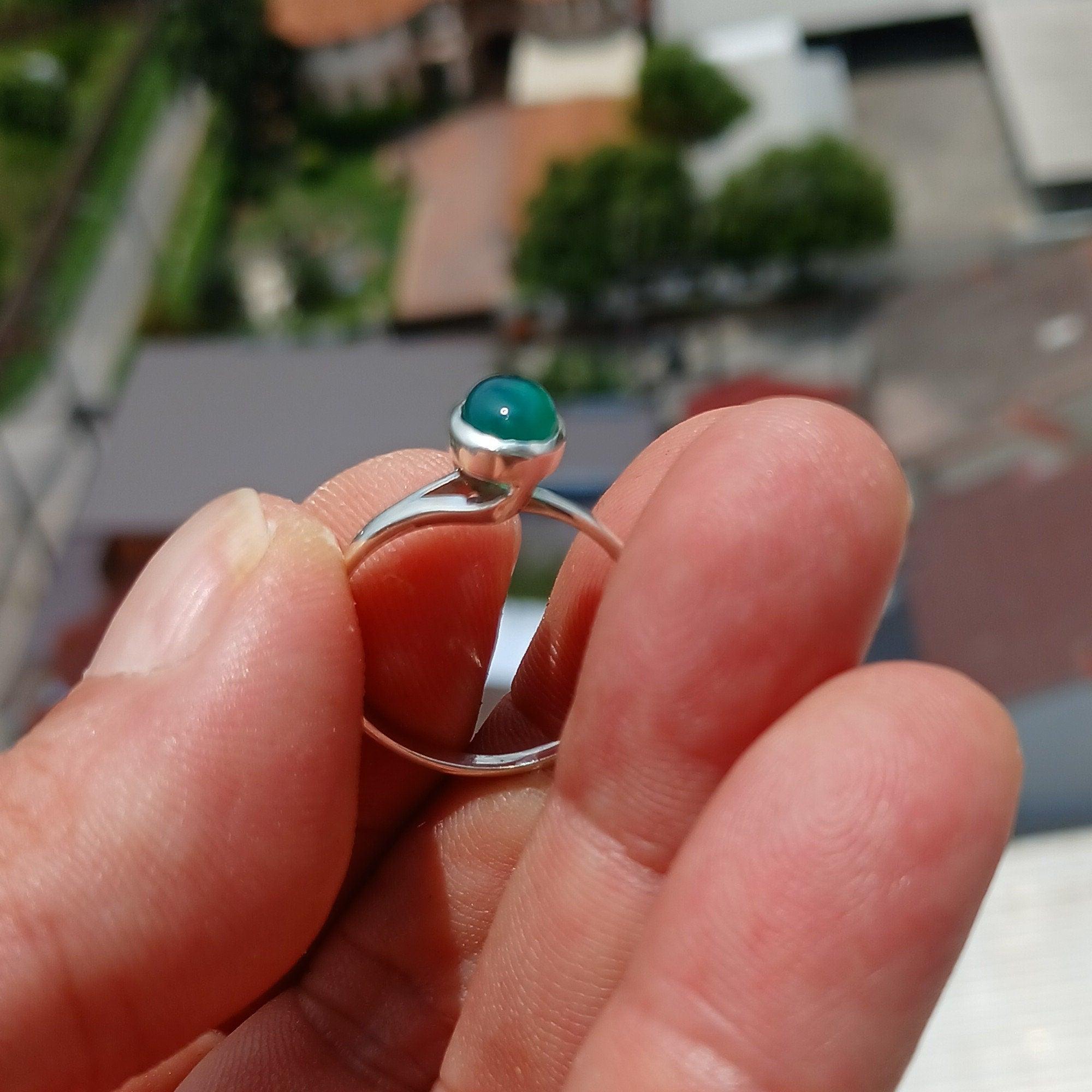 Green Agate Ring, Minimalist Ring, Sterling Silver Ring, oval shaped green Agate Cabochon, handmade silver ring, Gift for Her - Size 8-1